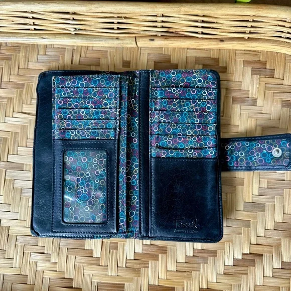 Fossil Black Leather Tab Wallet - Picture 4 of 6